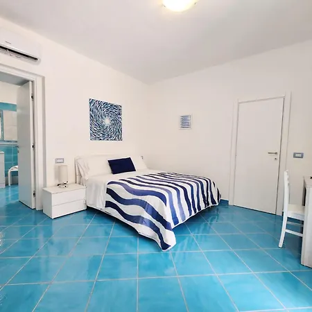 Guest house Chiaia Di Rose & *