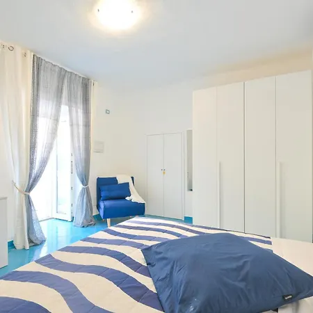Guest house Chiaia Di Rose &